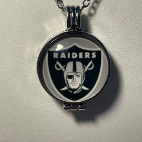 Oakland Raiders NFL Football Aromatherapy Charm with 20 IN Silver Chain NEW! - Picture 3 of 3